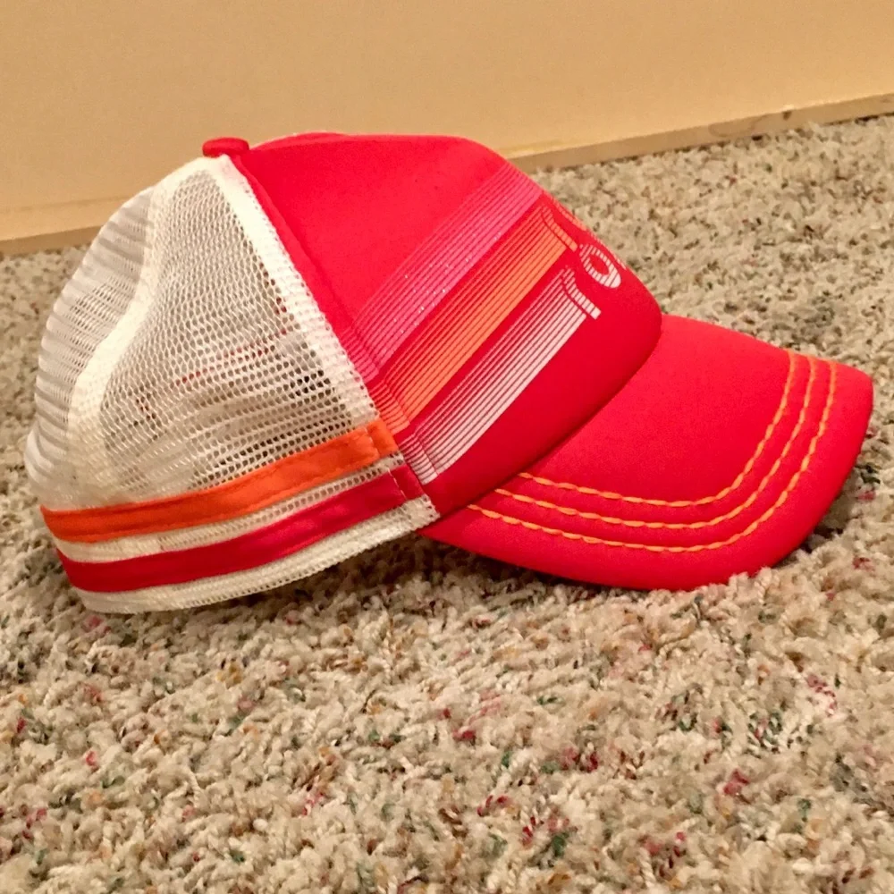 ROXY WOMENS ADJUSTABLE HAT - Picture 2 of 5